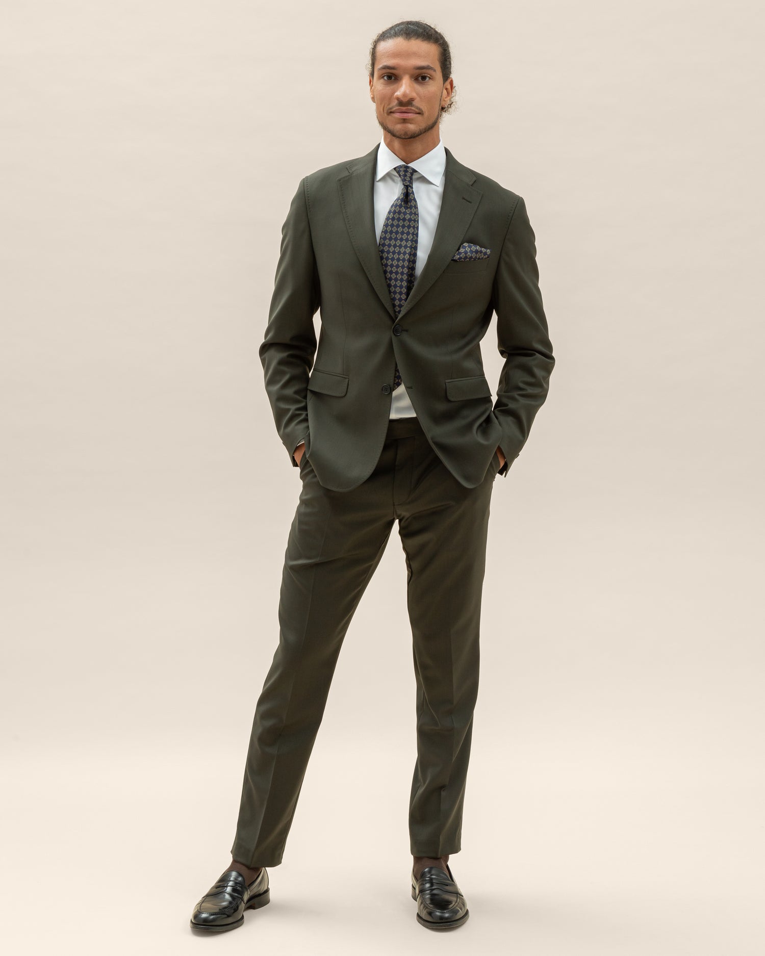Athlete fit Suit in Green Marlane Wool (8456208286026)