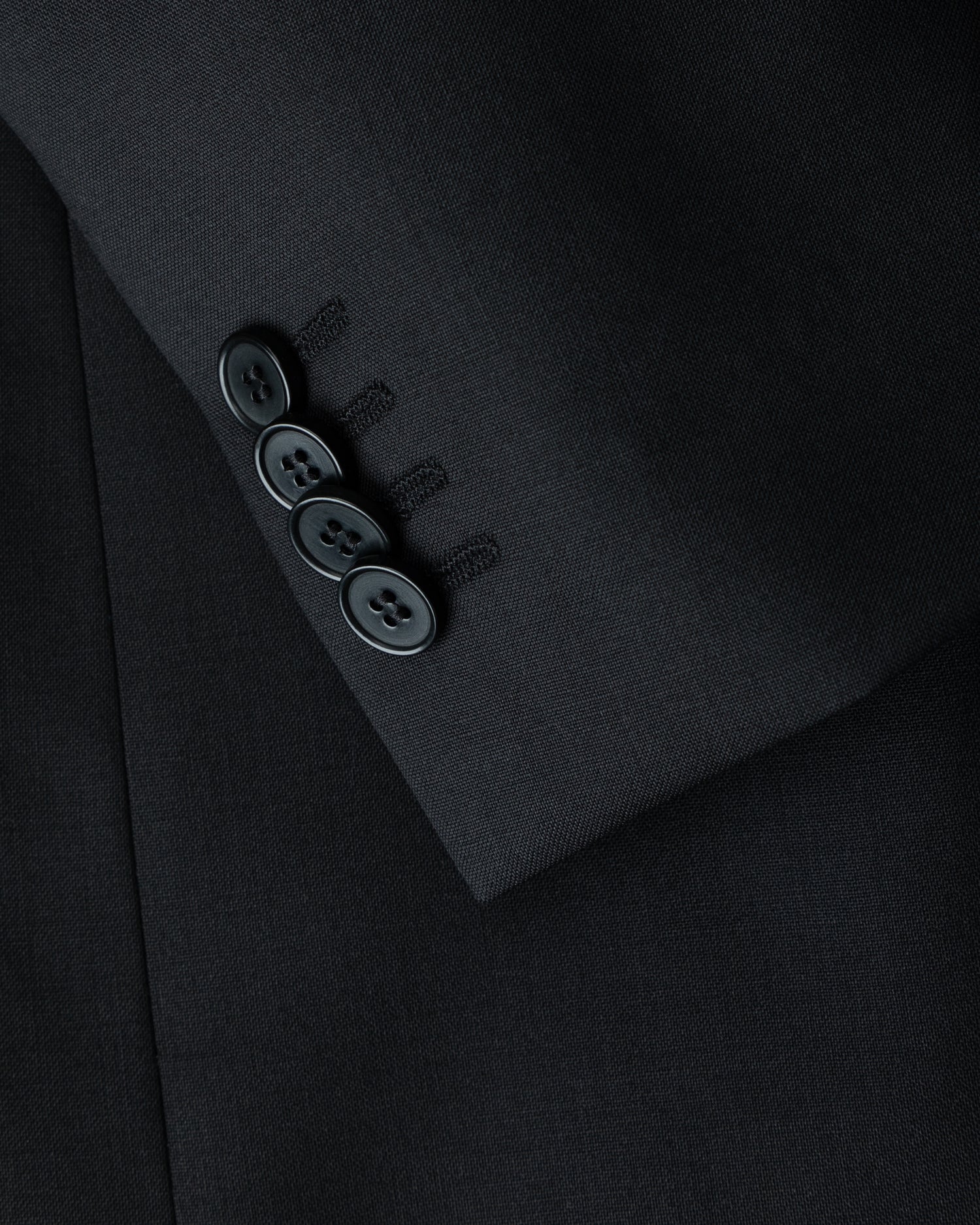 Musta puvuntakki Berlin <br>italialaista villaa <br> slim fit (1447131267)
