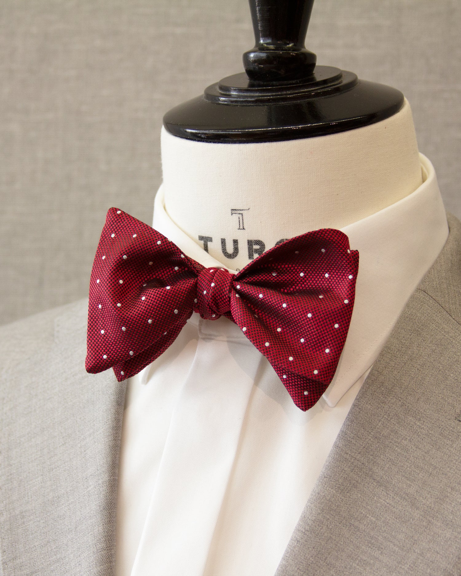 Red Bow Tie with dots in Silk (8414387700042)