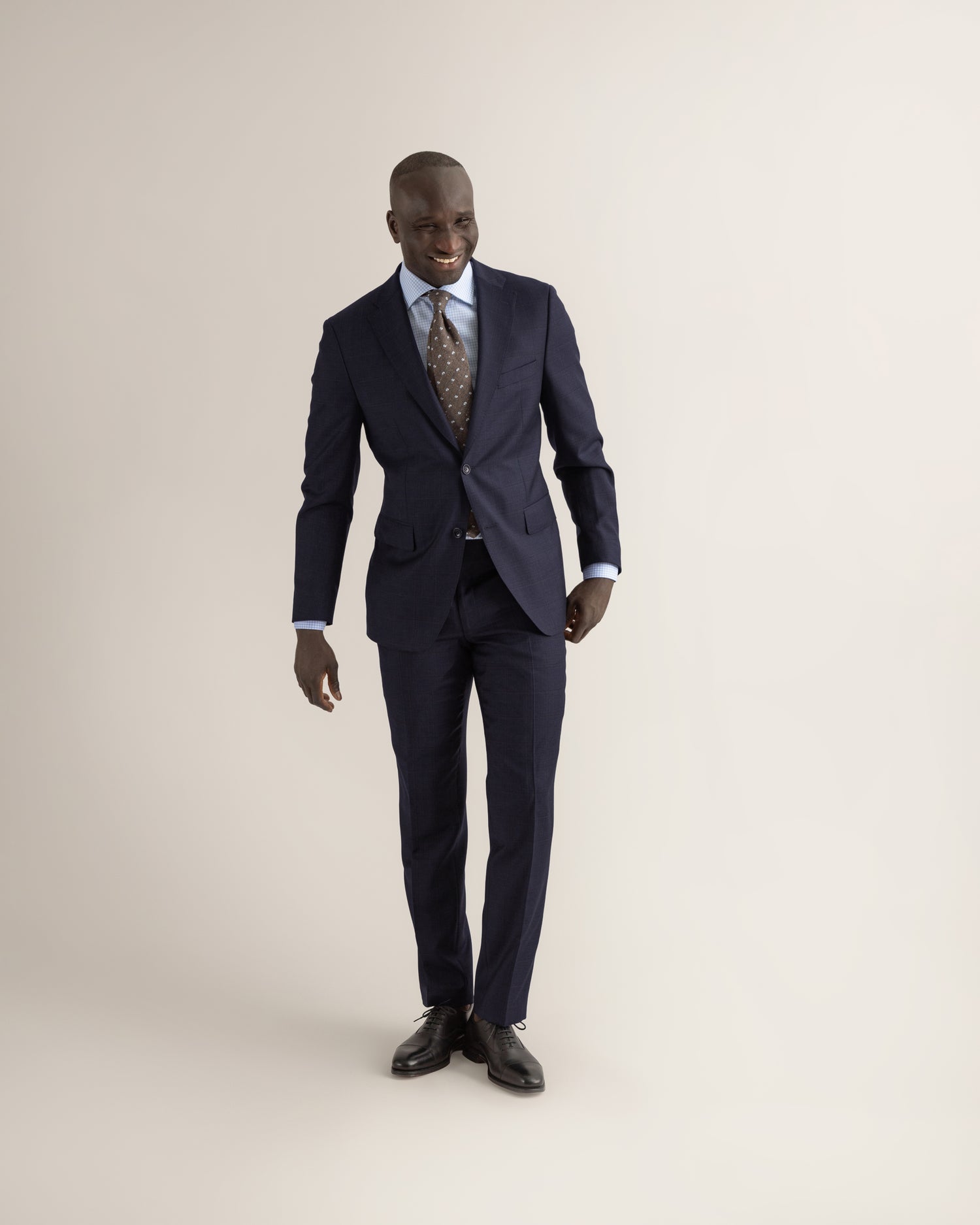 Premium Wool Suit in Navy Check