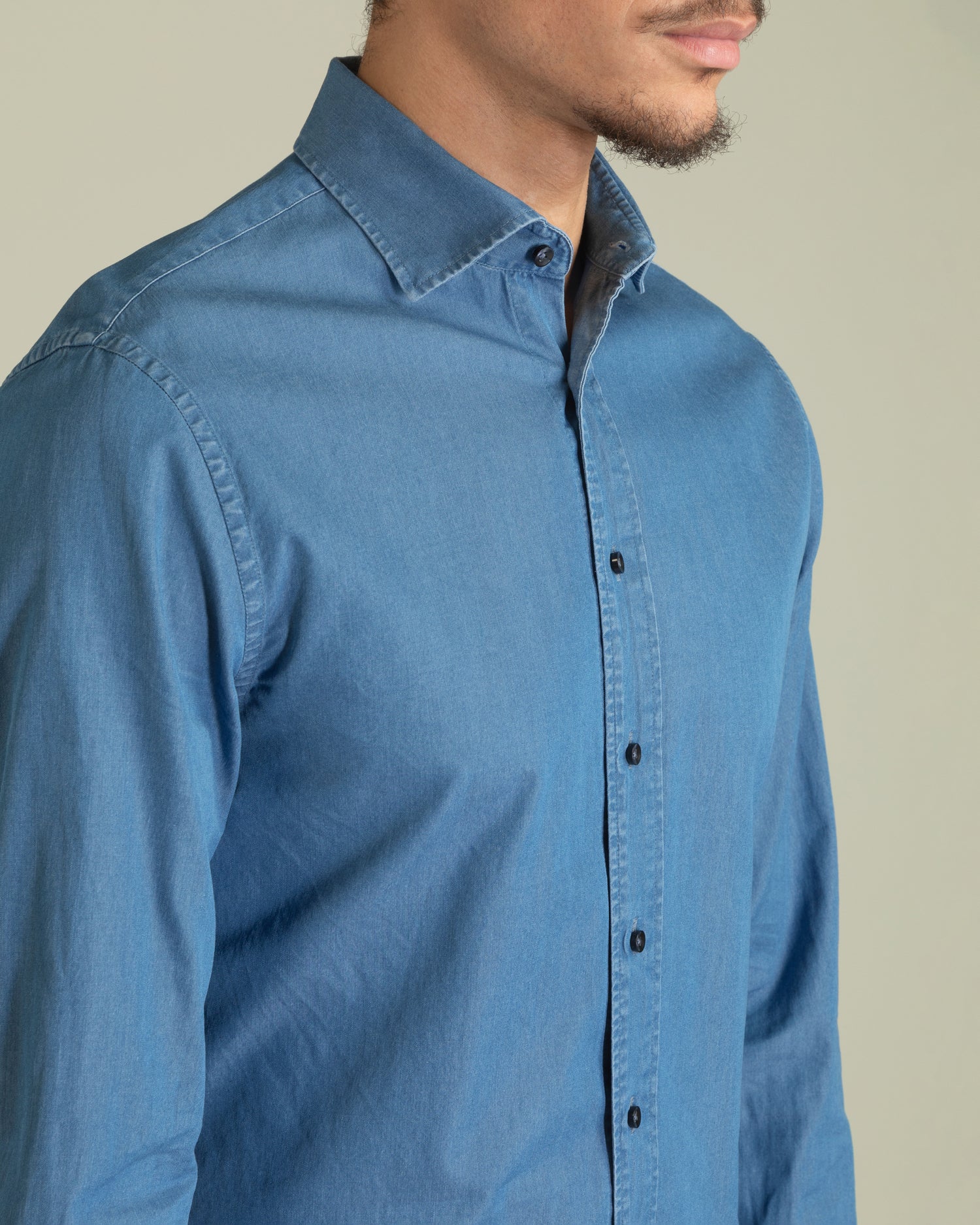 Blue Chambray Shirt in Slim fit (8458959126858)