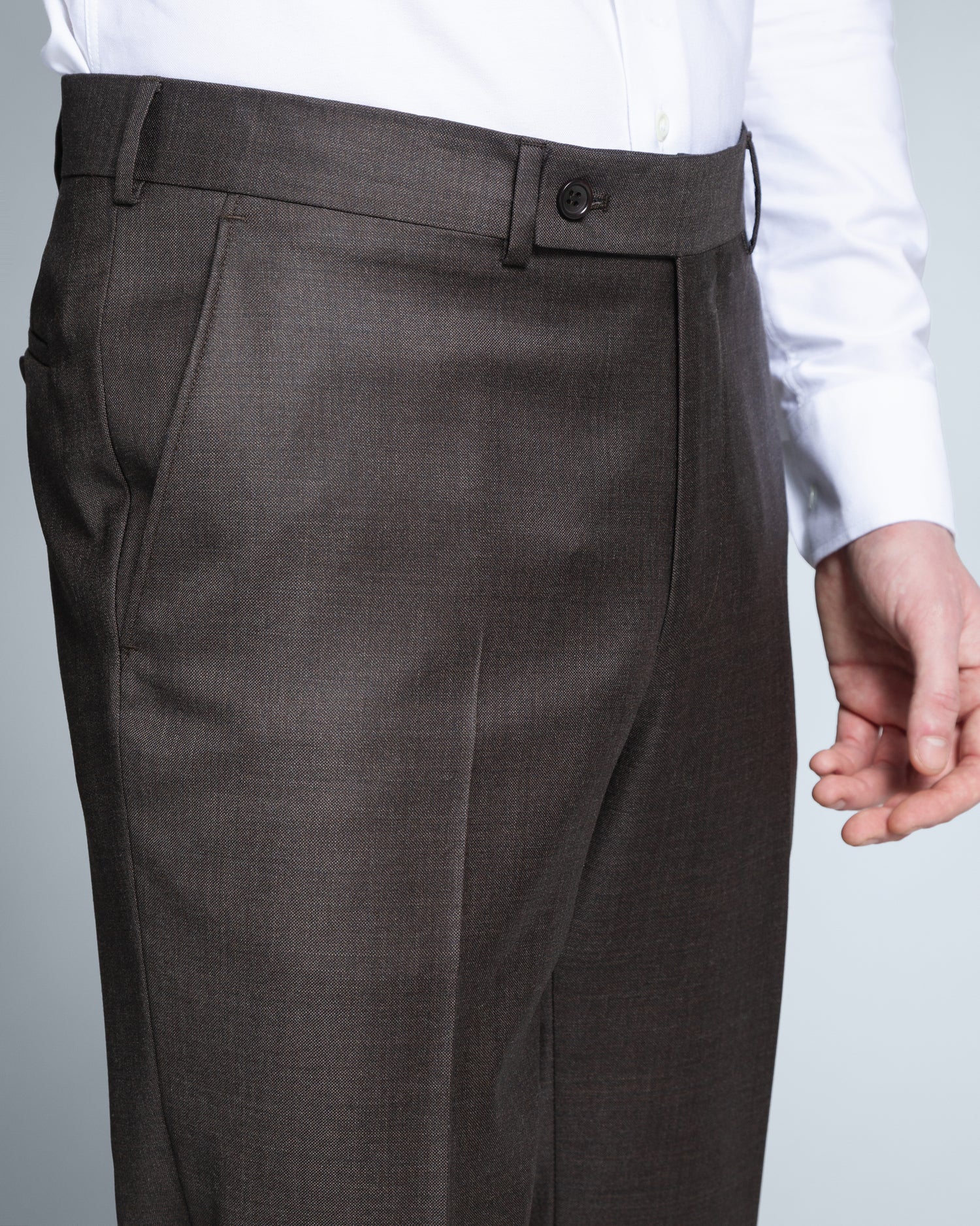 Premium Wool Suit in Dark Brown (10263958749514) (10265418924362)