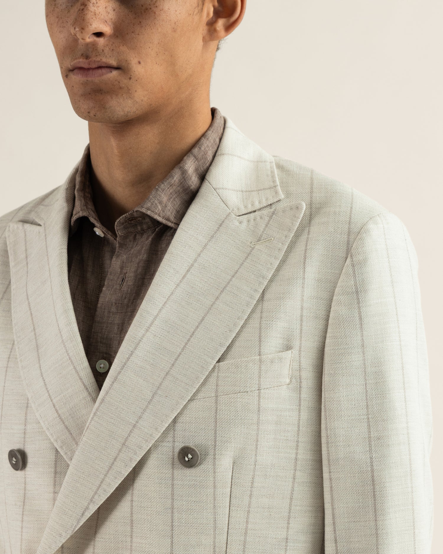 Off-White Suit With Stripe