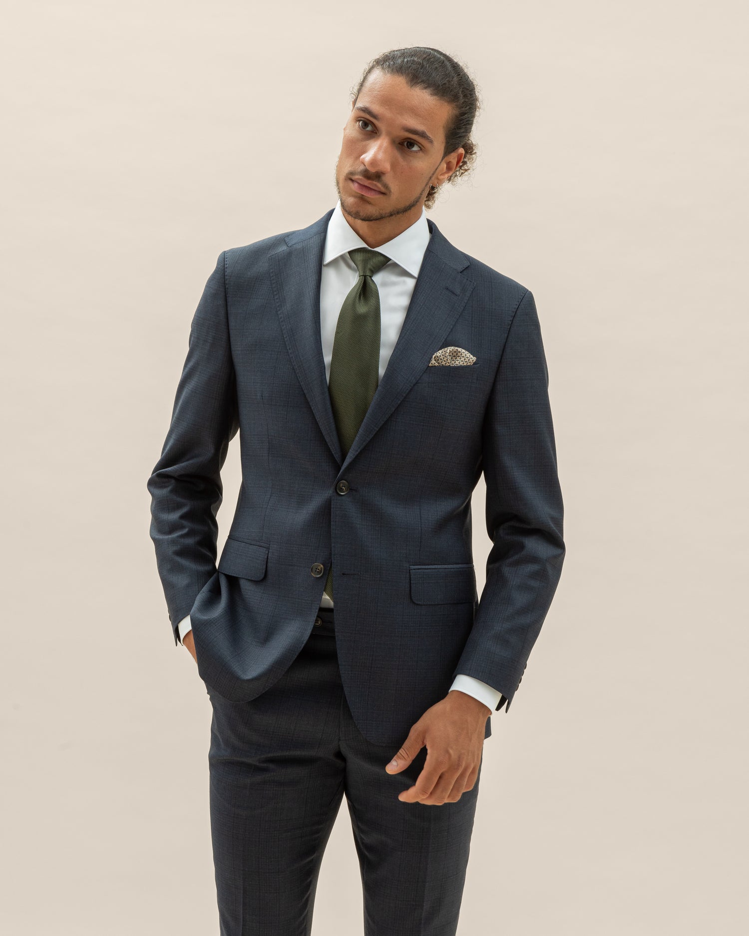 Elegant Business Suit in Reda Premium Super 130's Wool (1405062709310)