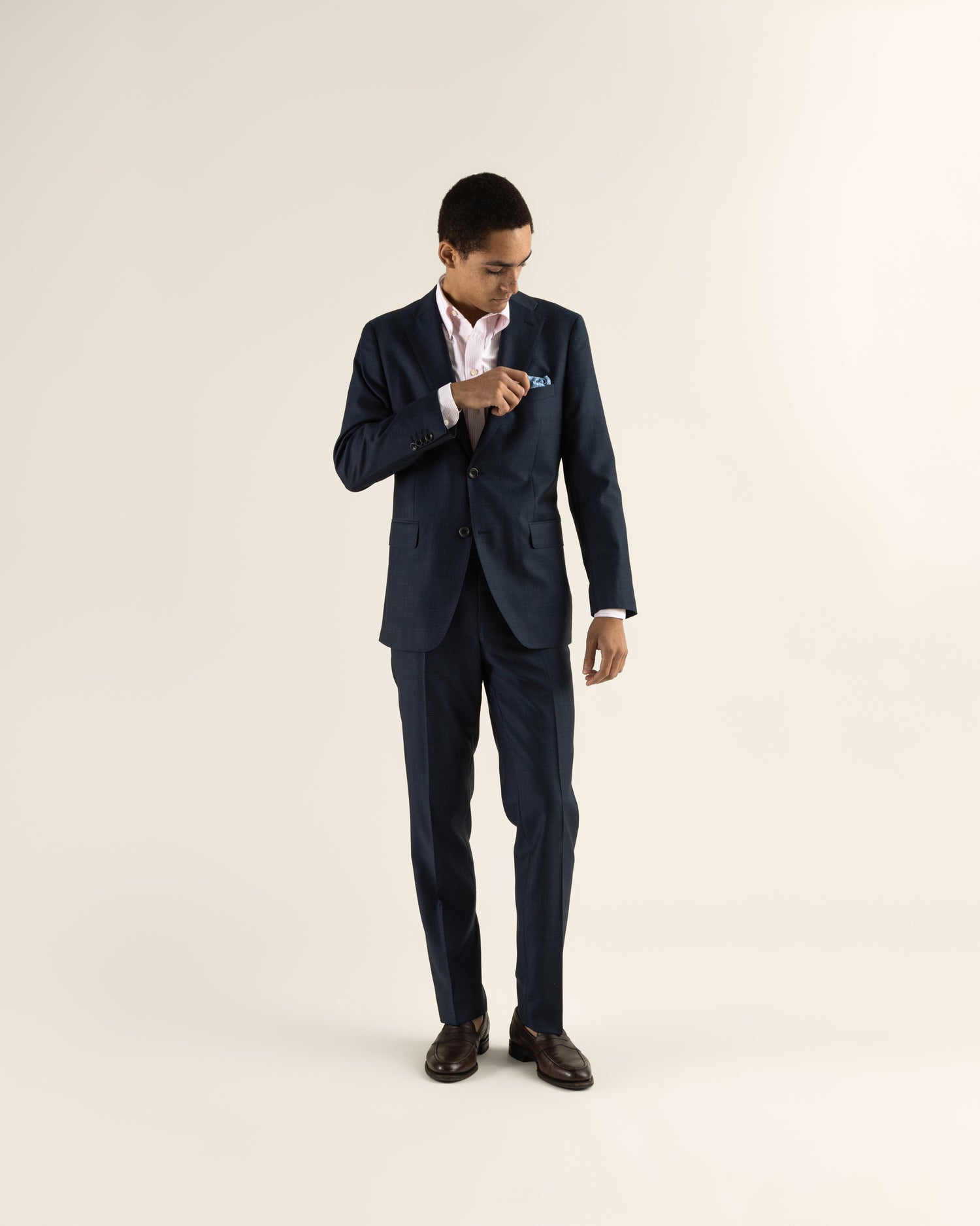 Micro Structure Wool Suit in Navy