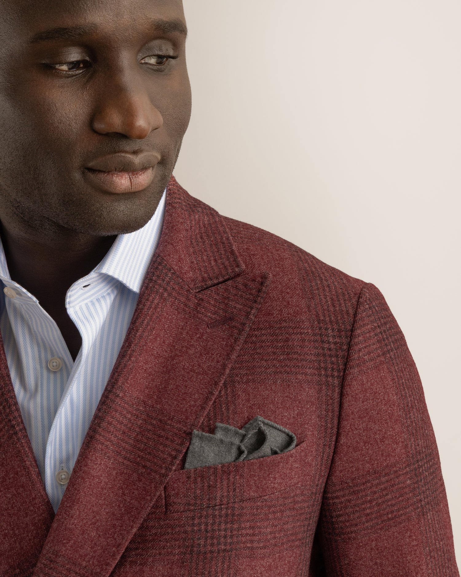 Wool-Cashmere Blazer in Raspberry Red