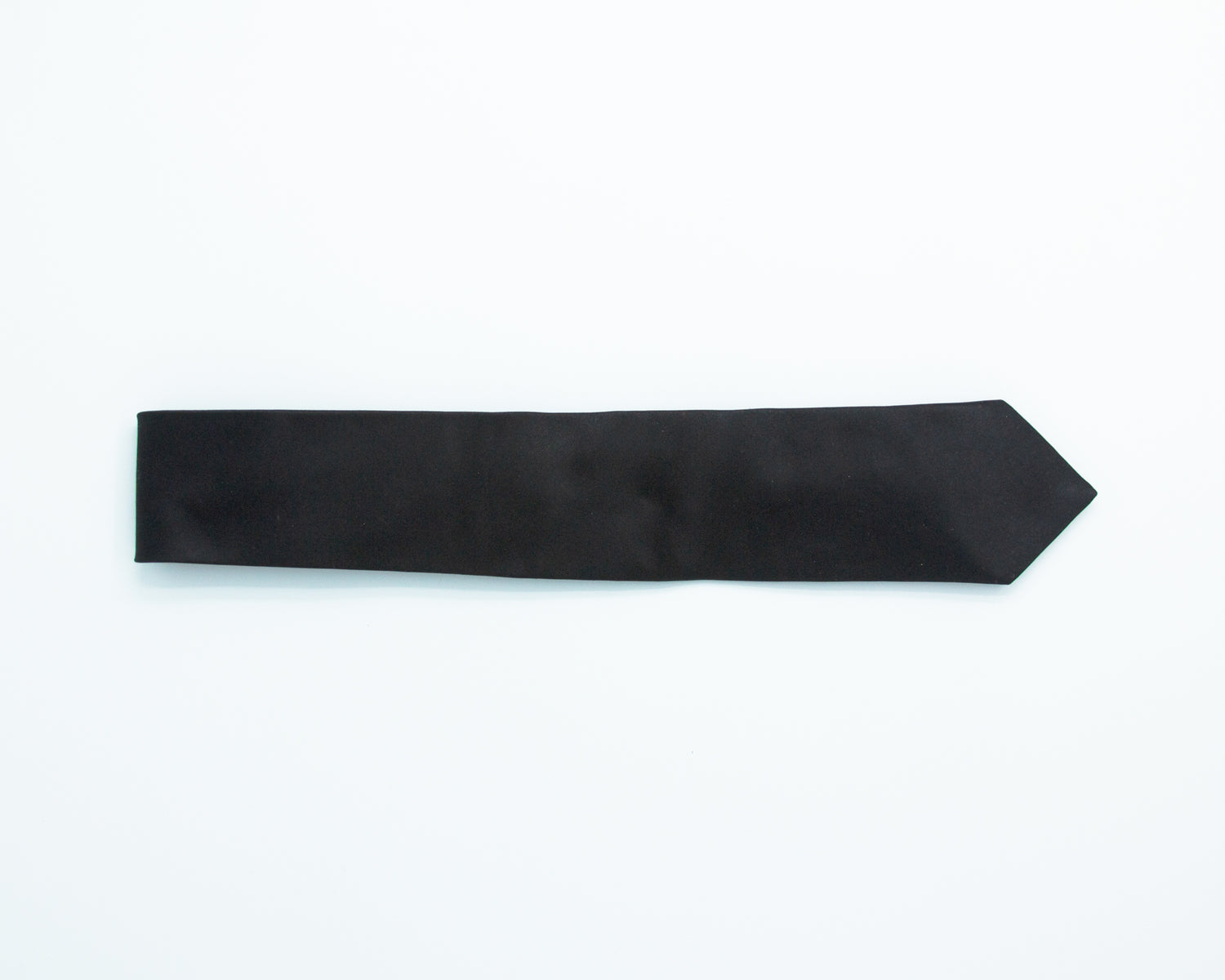 Turo Silk Tie in Black (8367139029322)